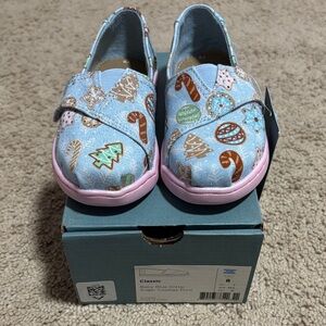 Toms Baby Blue Holiday Sugar Cookies Print Shoes